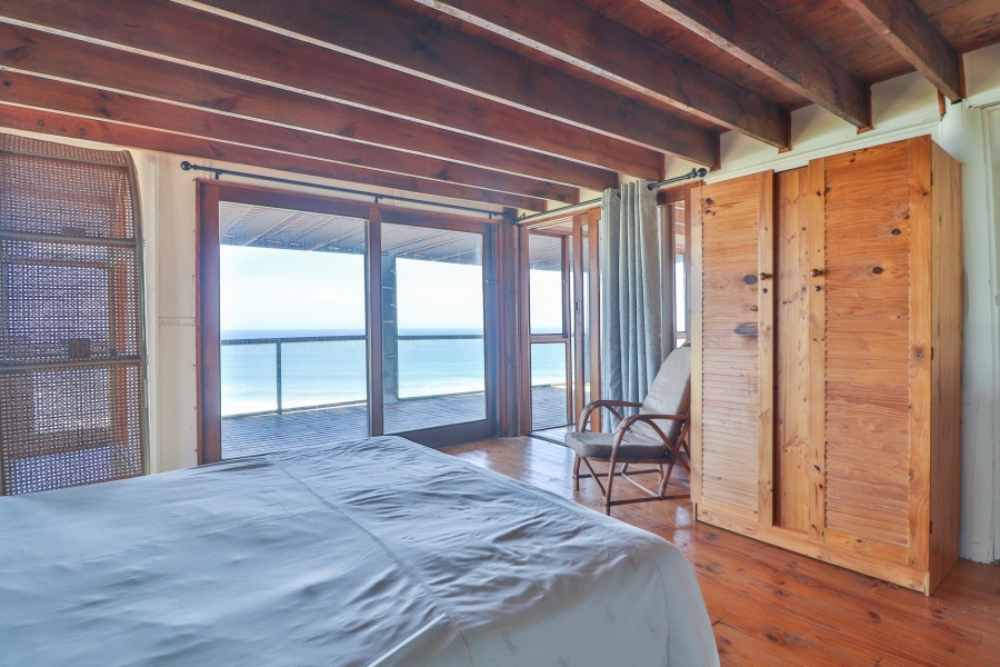 10 Bedroom Property for Sale in Dana Bay Western Cape